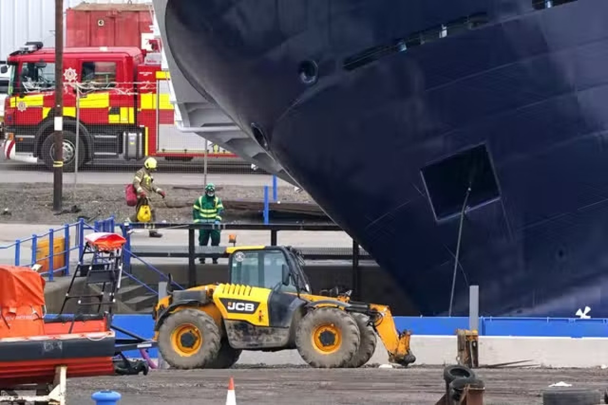 33 people injured as research ship tips on side at dry dock in Scotland-PHOTO 