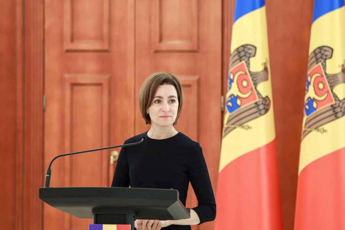Санду подписала закон о переименовании государственного языка Молдовы