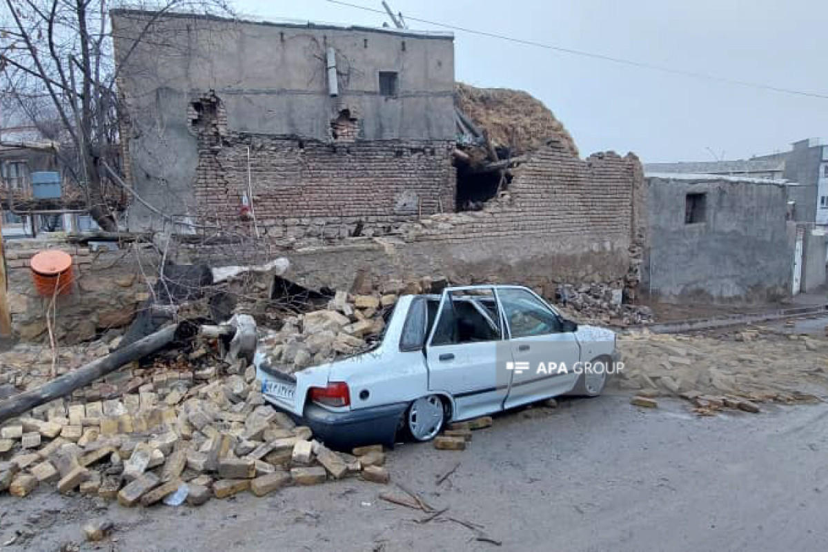 В Иране в результате землетрясения пострадали 82 человека