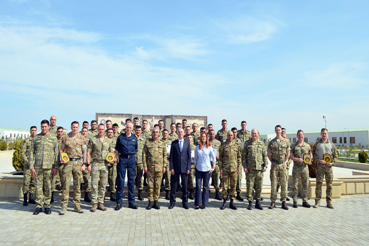 В Баку завершился курс «Операции по поддержанию многонационального мира»-<span class="red_color">ФОТО