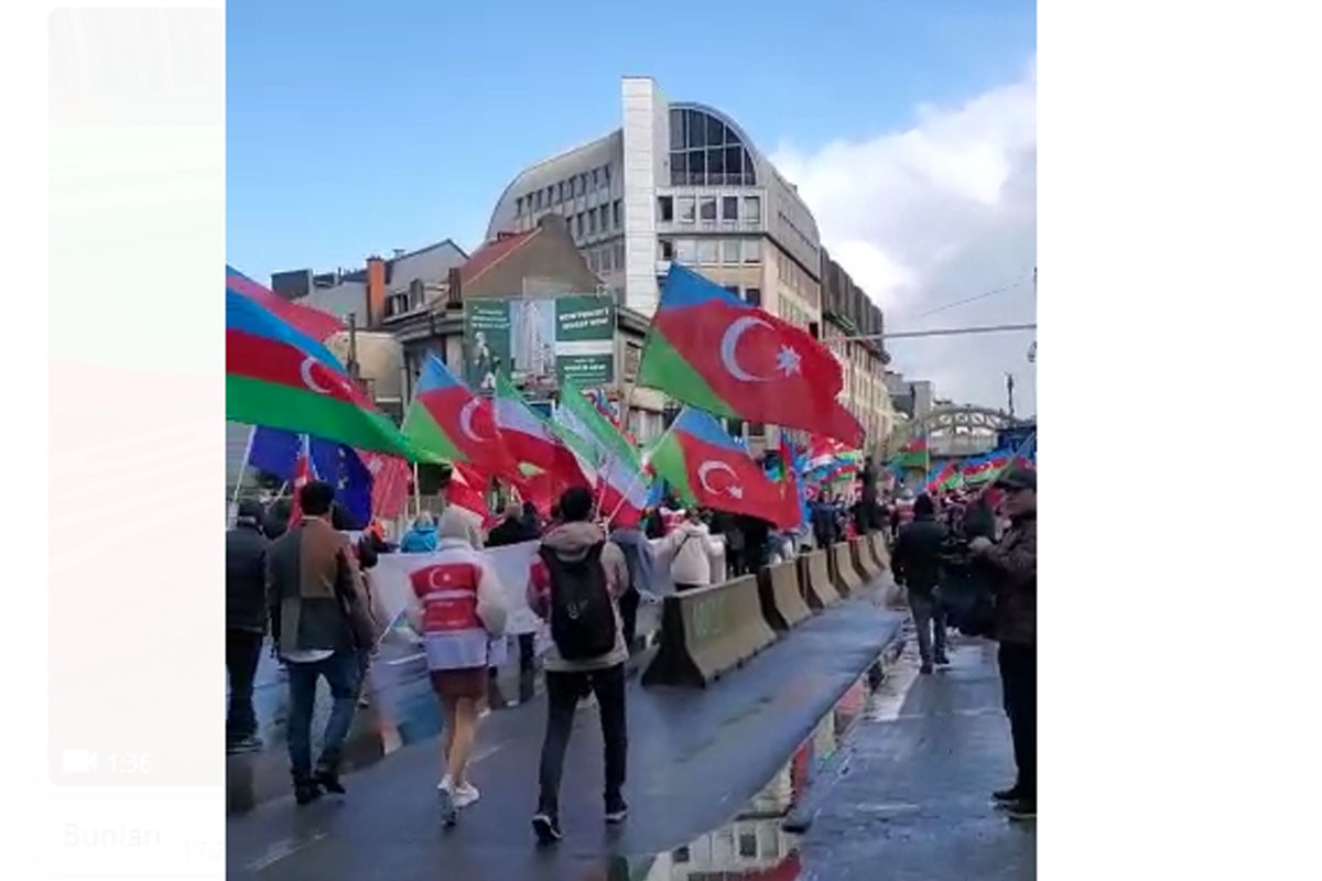 Азербайджанцы проводят антииранскую акцию в Брюсселе -ВИДЕО 