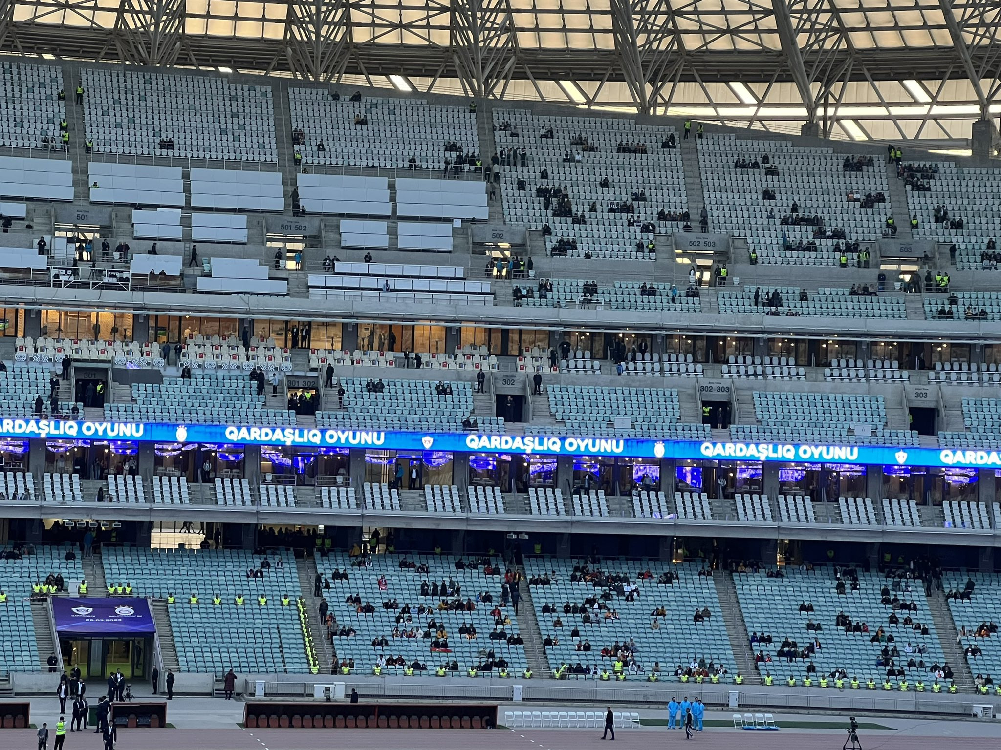 Cahit Bağcı "Qalatasaray"ın "Qarabağ"la oyununu izləmək üçün stadiona gedib - FOTO 