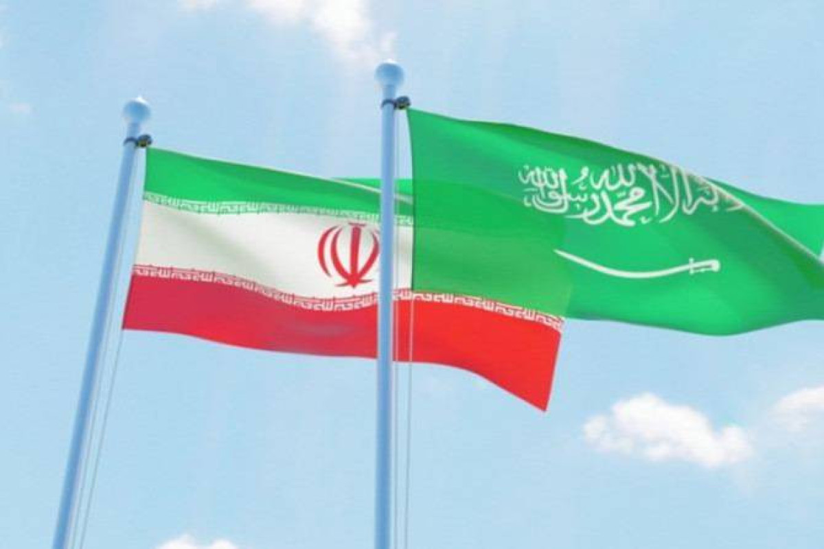 Главы МИД Ирана и Саудовской Аравии обсудили нормализацию отношений между странами