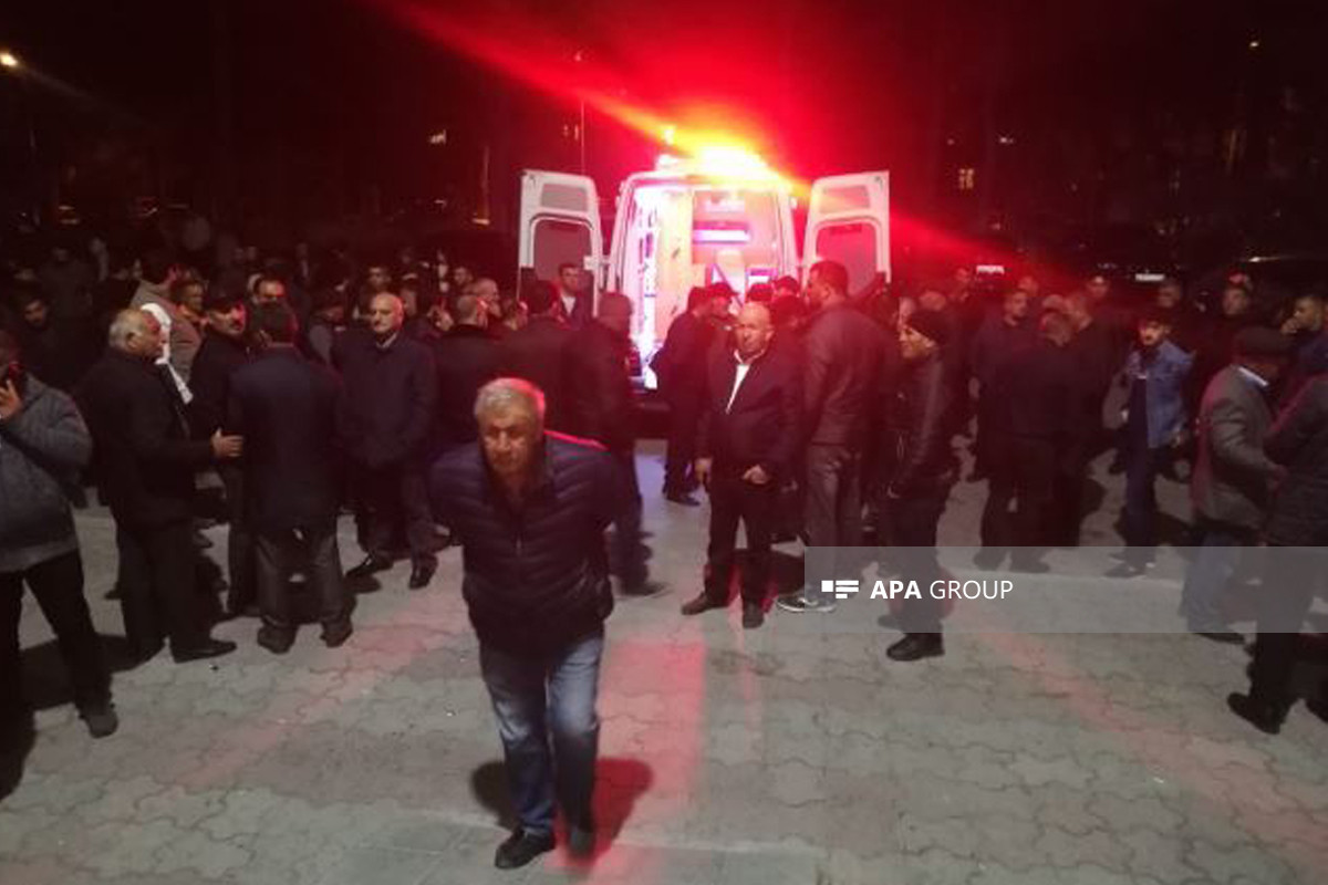 Sarayda minik maşını ilə yük avtomobili toqquşub, 3 nəfər ölüb - YENİLƏNİB 