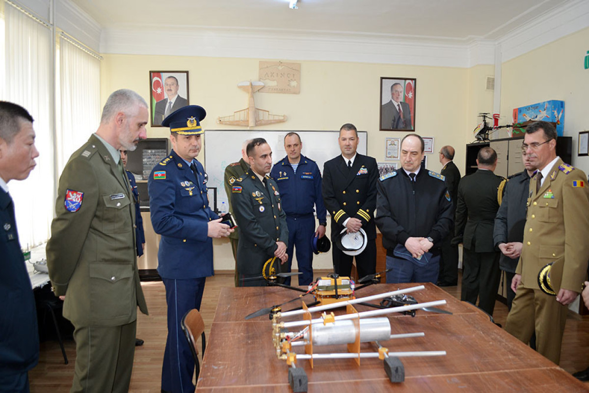Военные атташе посетили Военный институт имени Гейдара Алиева-<span class="red_color">ФОТО