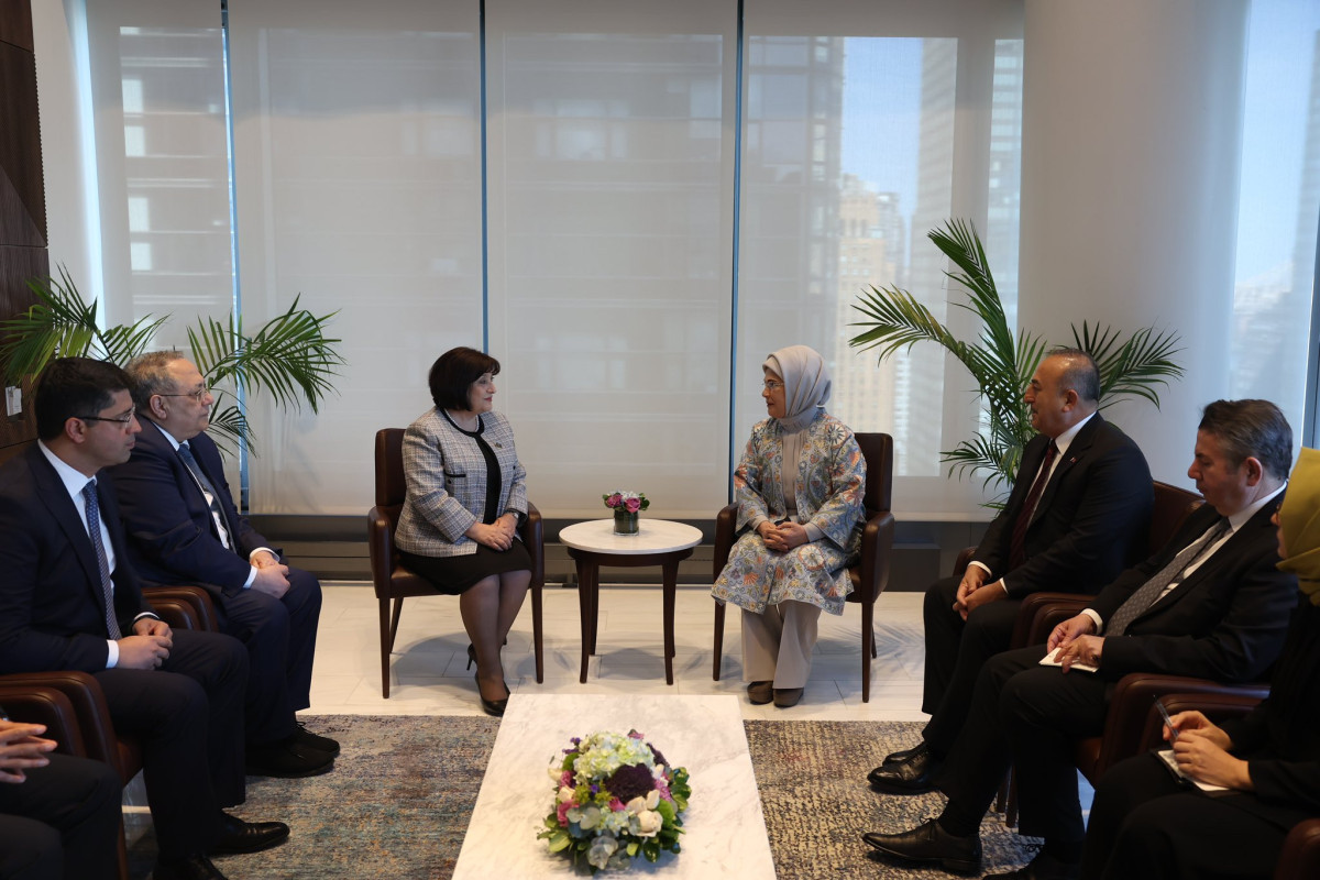 Speaker of Azerbaijani Parliament meets with Turkish First Lady in margins of UN Special Session -PHOTO -UPDATED 