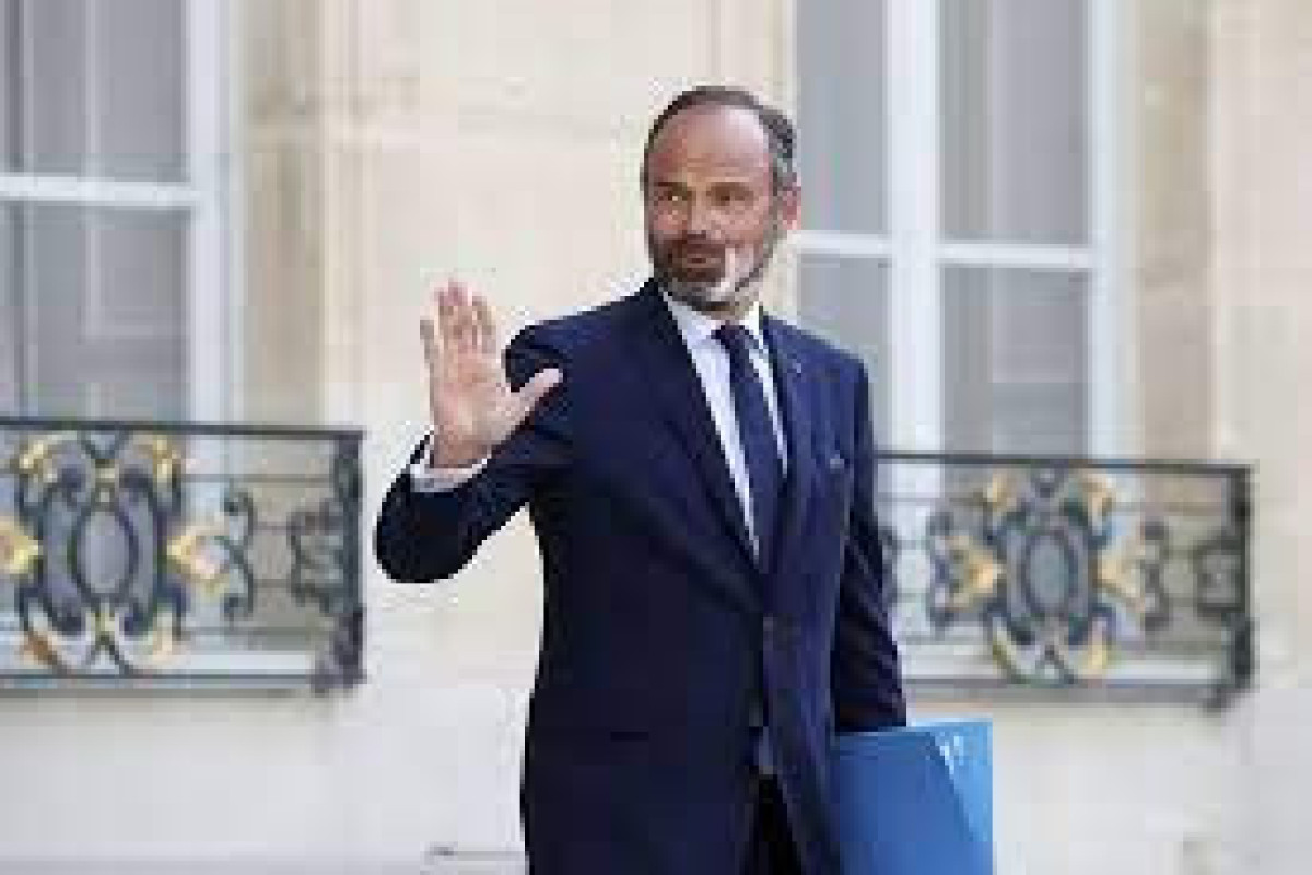 Əкс-премьер Франции получил письмо с угрозами смертью
