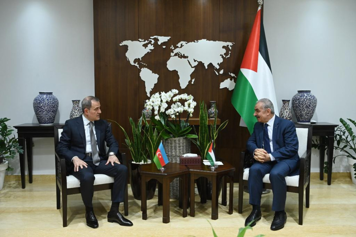 Azerbaijani FM met with Palestinian PM