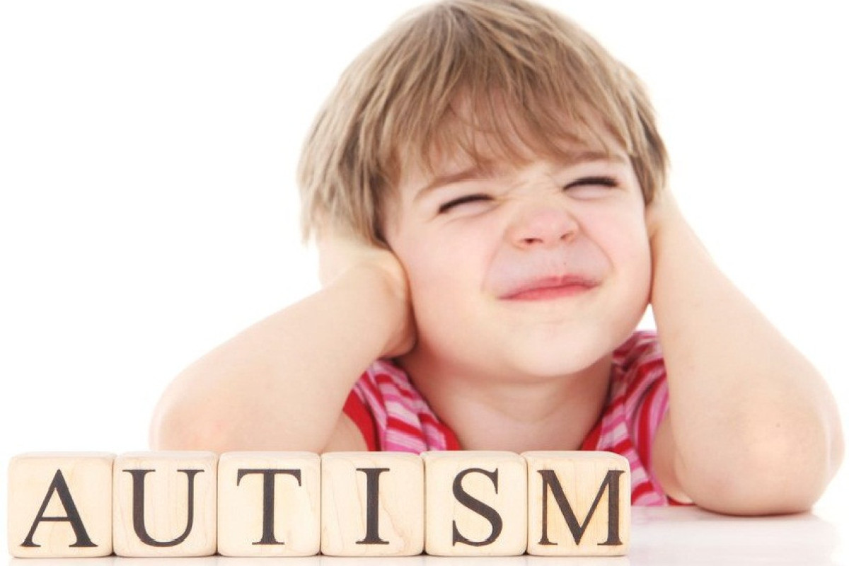 Psixiatr: Bəzən autizm spektr pozuntulu uşaqların konkret fəaliyyətlərdə istedadları olur