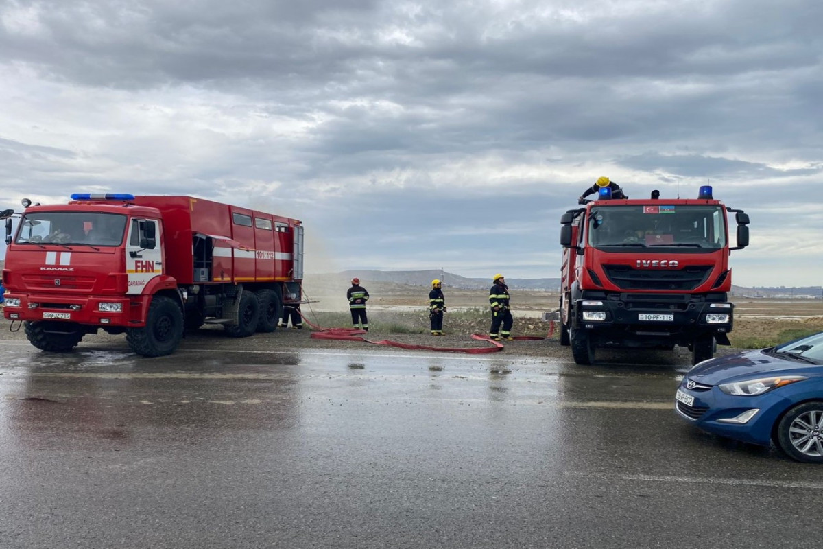 FHN: Kür-Bakı magistral su kəmərində qəza olub, yolu su basıb - VİDEO 