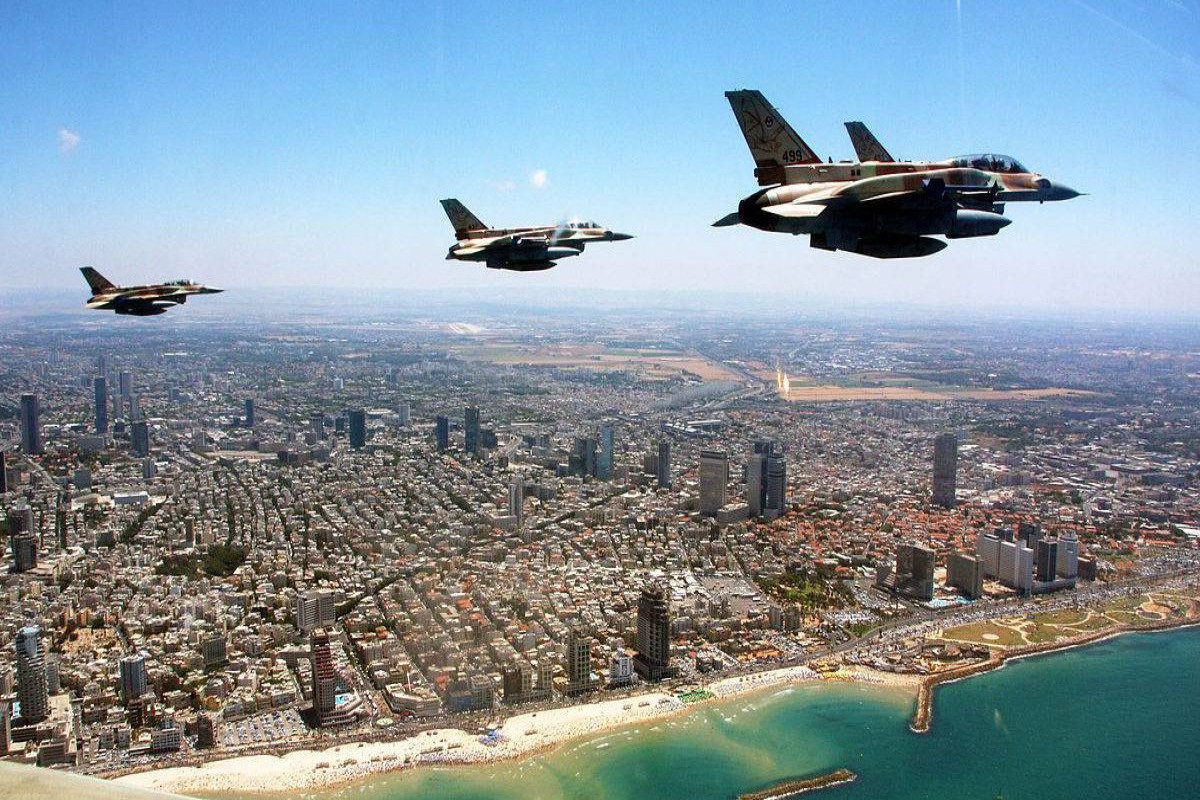Армия обороны Израиля наносит ответные удары по сектору Газа