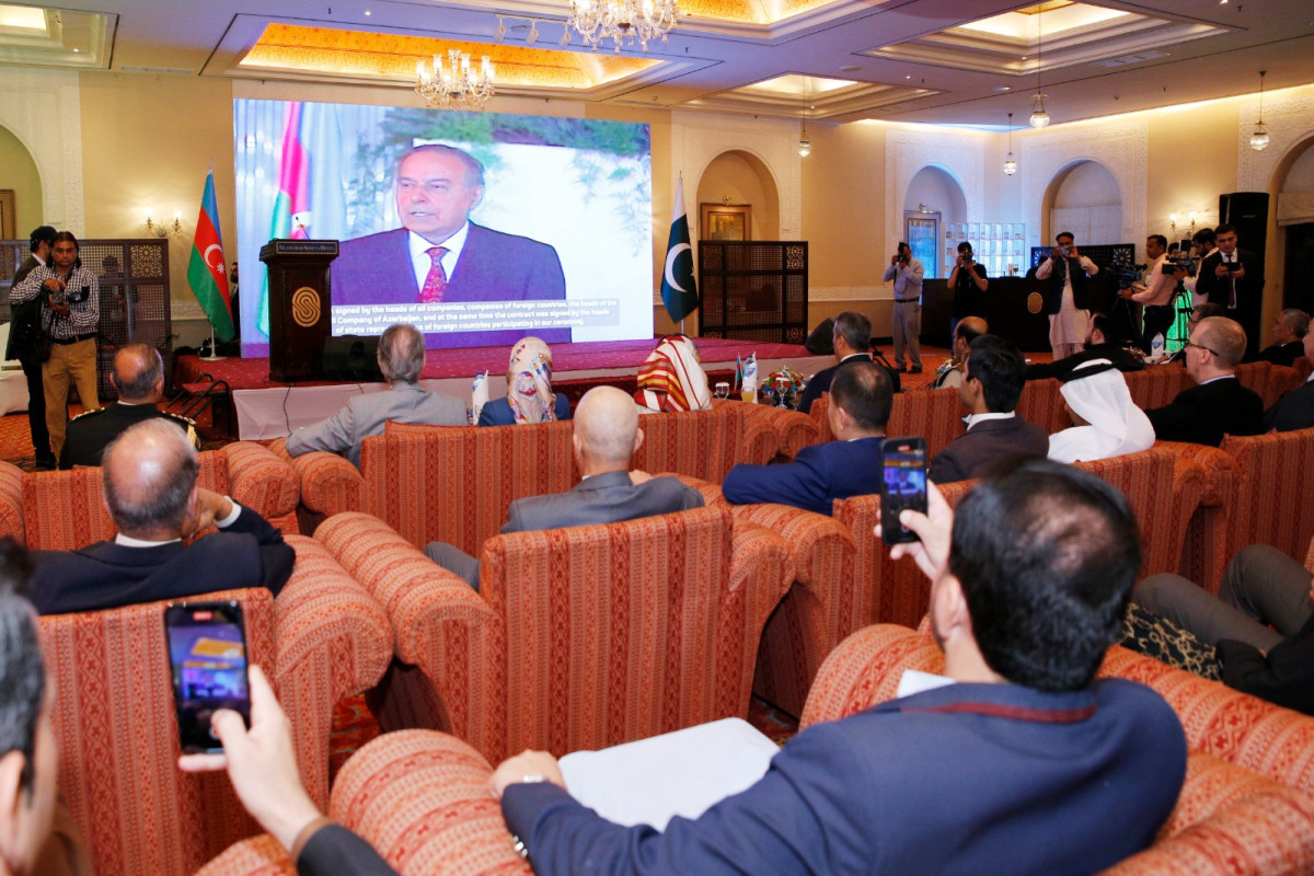 Pakistanda Heydər Əliyevin 100 illiyinə həsr olunmuş sərgi və konsert keçirilib