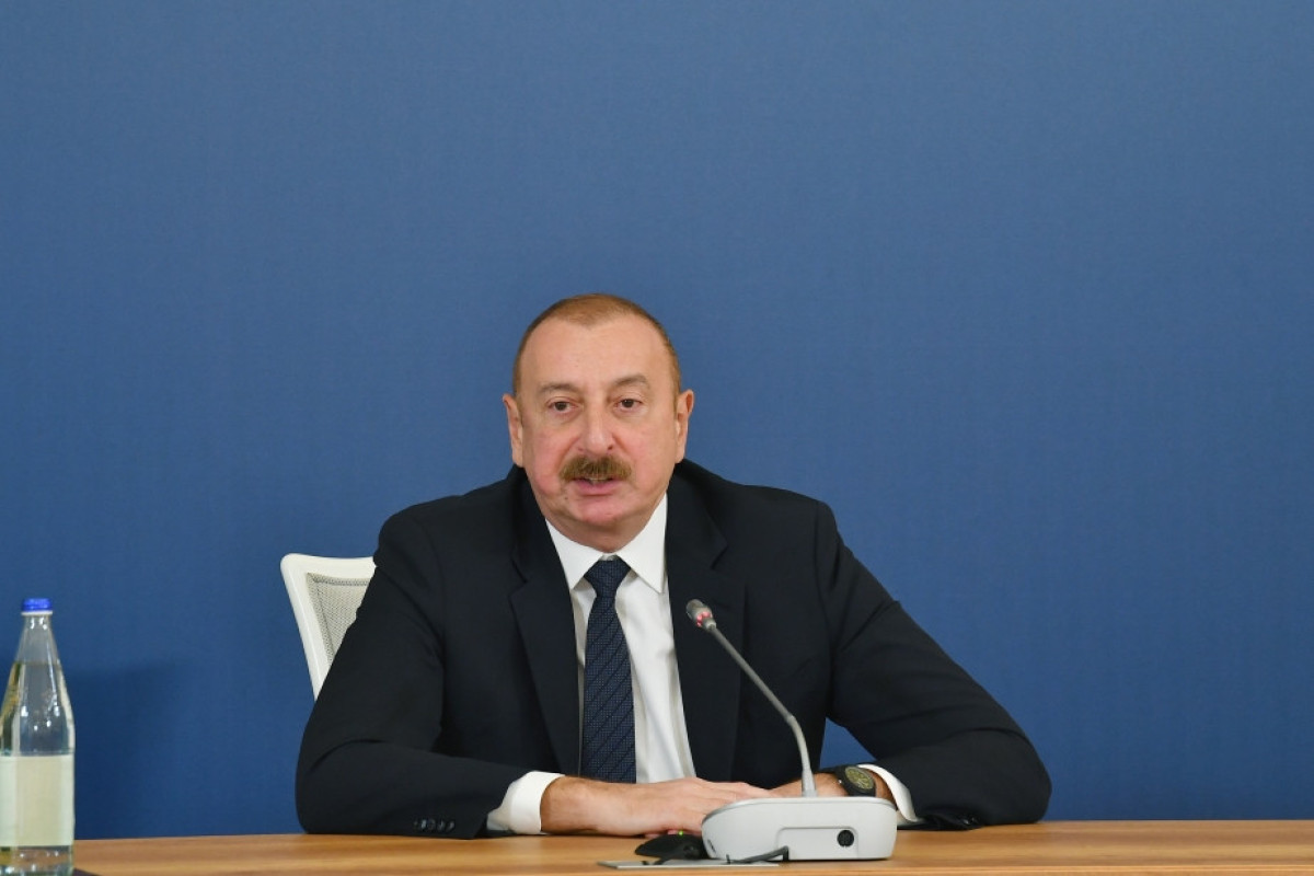 Prezident: "Təqribən dörd ildən sonra biz “Şahdəniz” yatağının yeni fazasından əlavə qaz hasil edəcəyik"