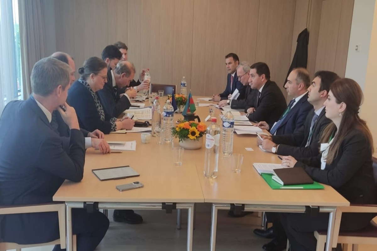 Hikmət Hacıyev IV Aİ-Azərbaycan Təhlükəsizlik Dialoqu çərçivəsində görüş keçirib - FOTO 