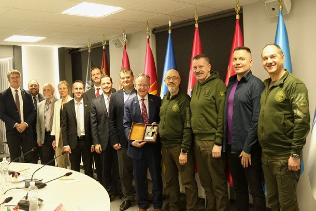 Reznikov ABŞ nümayəndə heyəti ilə görüşüb
