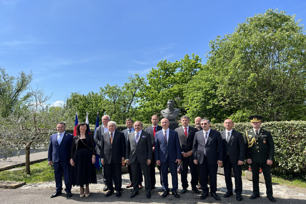 Sloveniyada Mehdi Hüseynzadənin 105 illiyi qeyd edilib - FOTO 