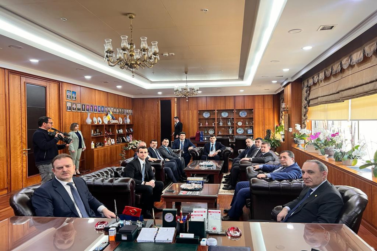 Кямран Алиев встретился с Сельджуком Байрактаром