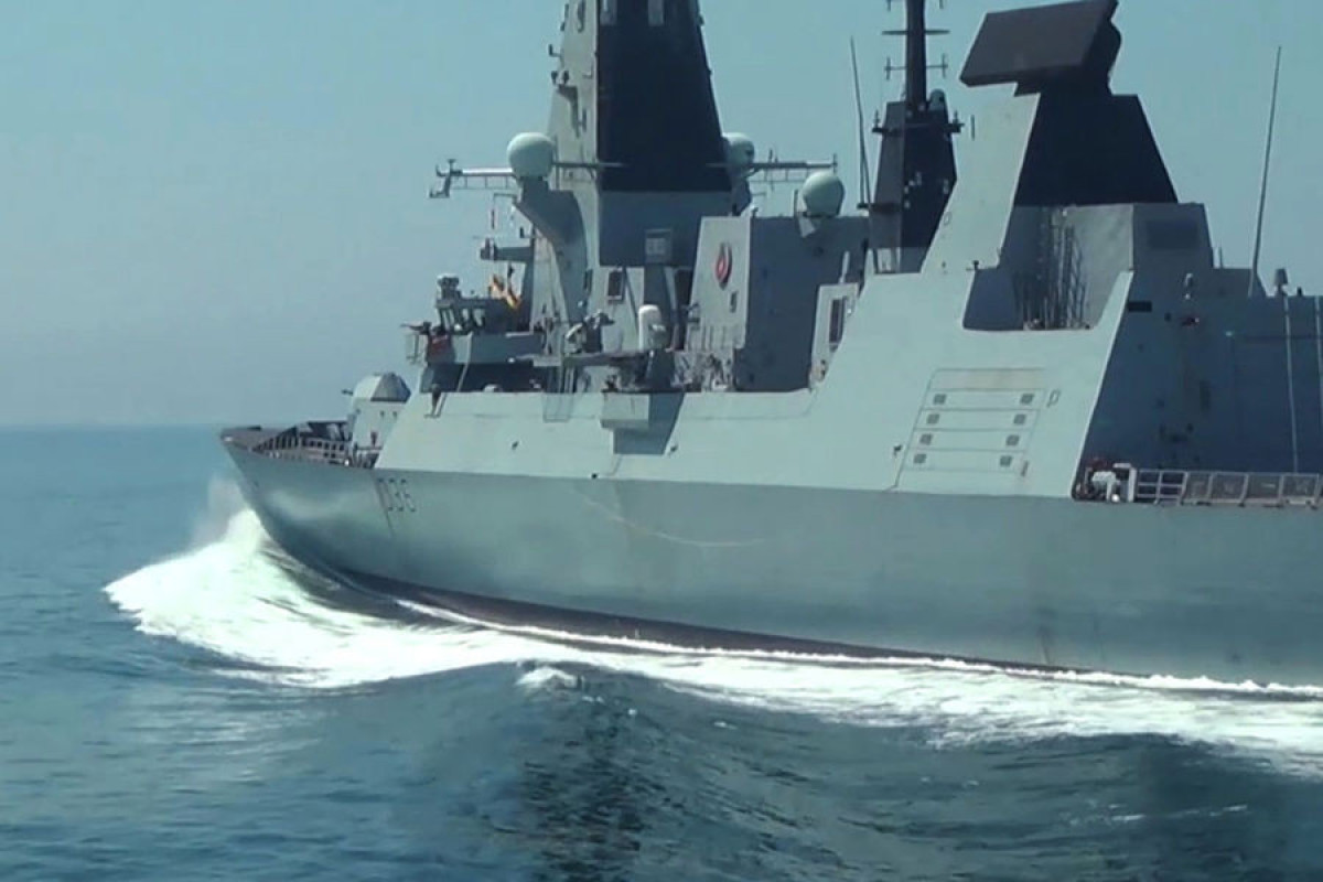 СМИ: Британия направила фрегат наблюдать за российскими кораблями в Северном море