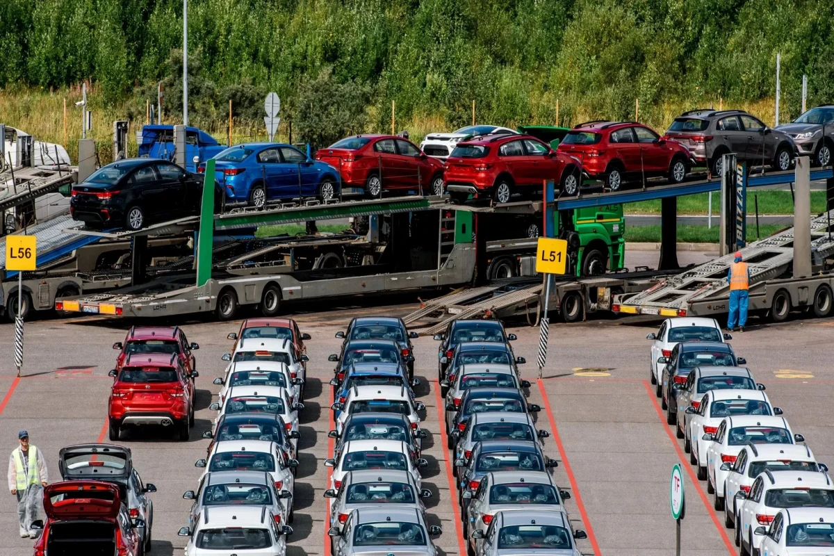 В Казахстане разрешили легализовать автомобили-конструкторы