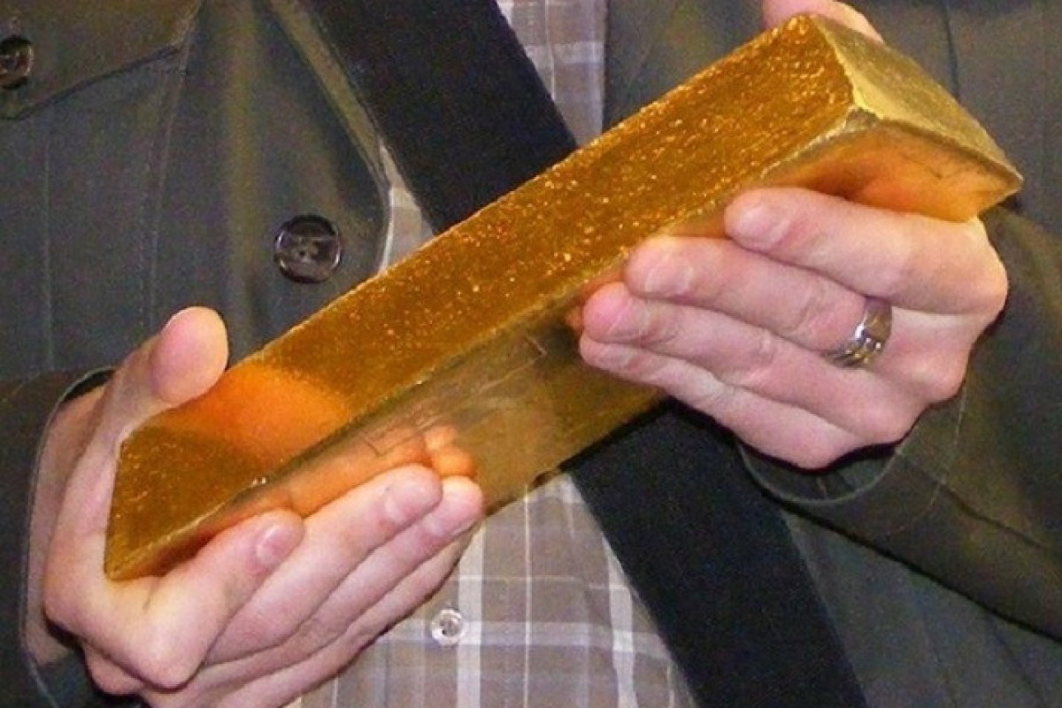СМИ: В квартире экс-прокурора Армении обнаружено 12,5 кг золота