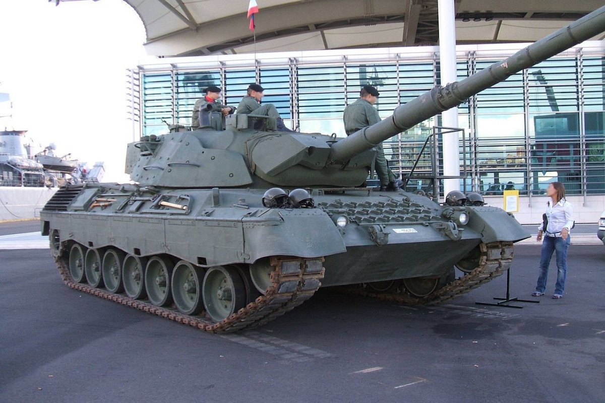 Министр обороны Германии назвал Leopard 1A5 эффективным оружием против России