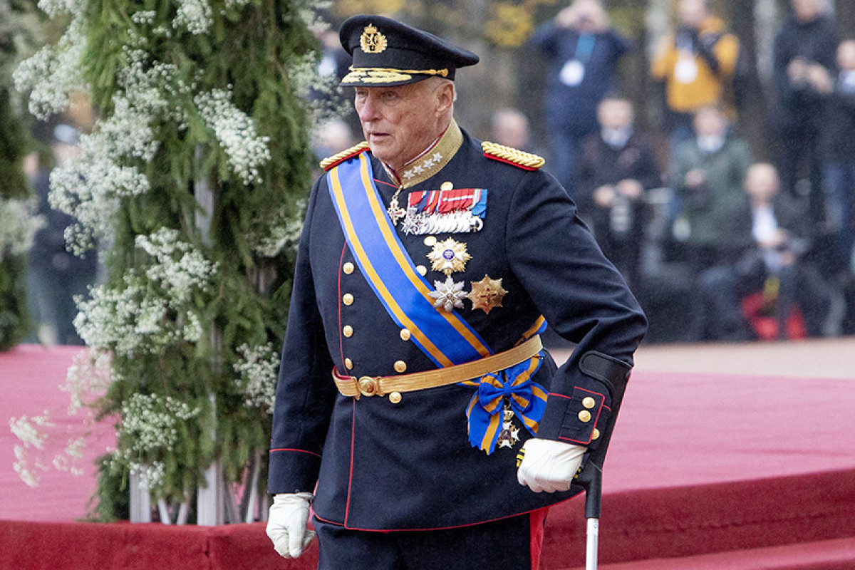 Norway’s aging king hospitalized with an infection