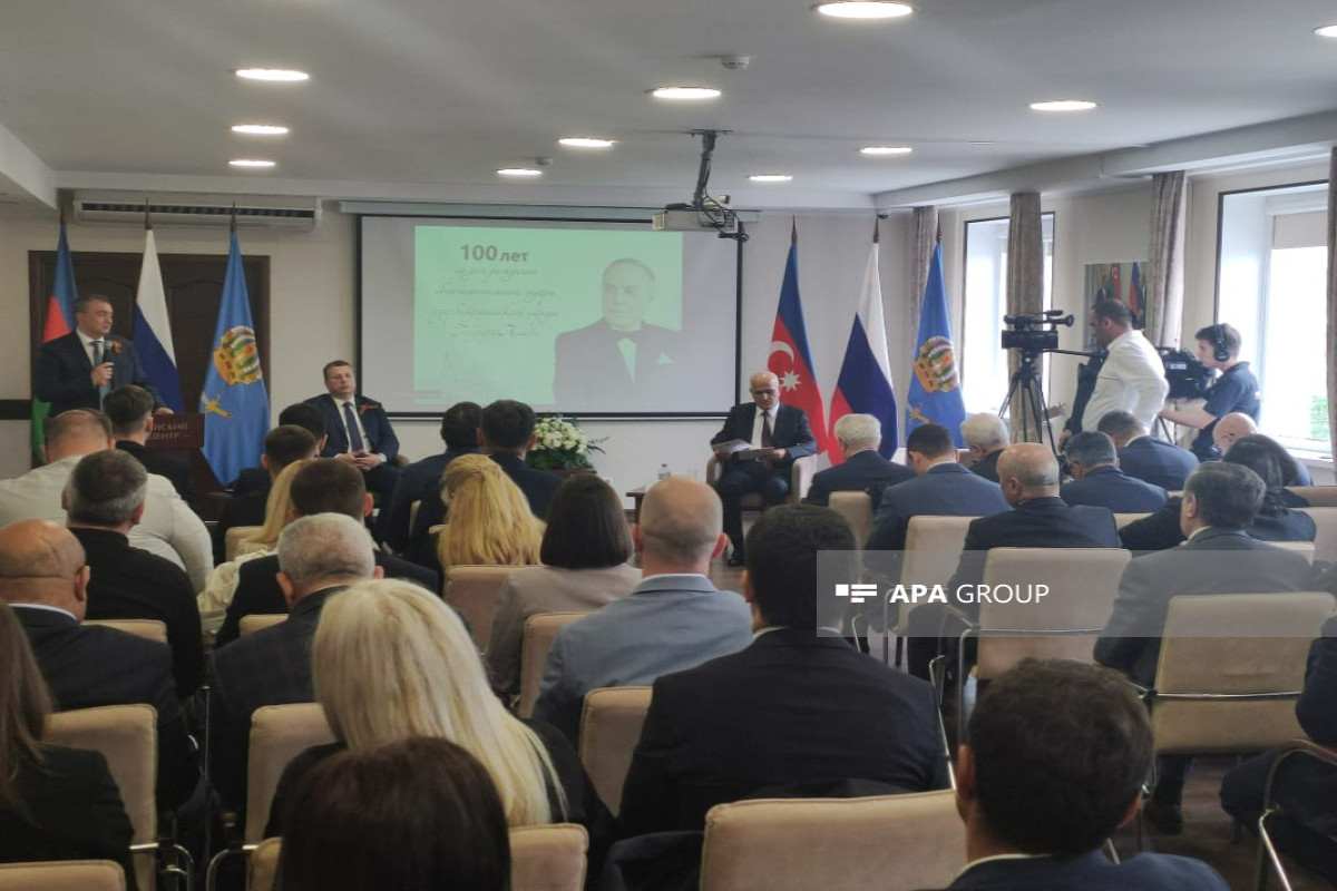 Həştərxanda Heydər Əliyevin 100 illiyinə həsr olunmuş konfrans keçirilib