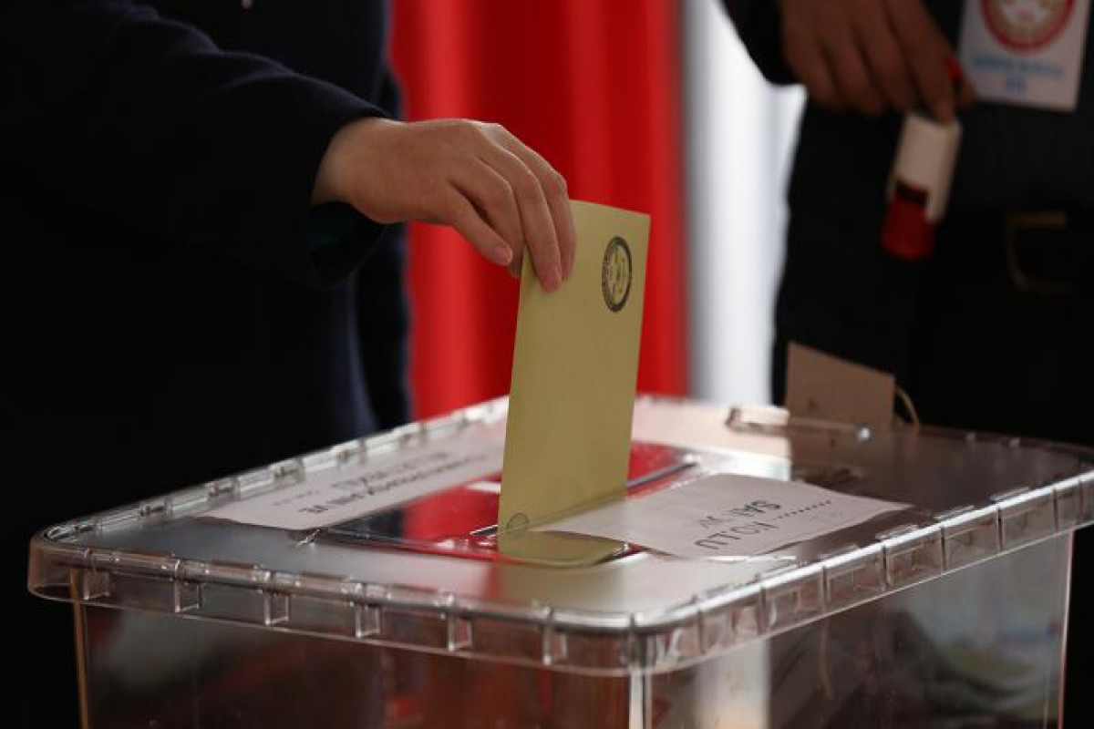 Türkiyədəki seçkilərlə əlaqədar xarici nümayəndəliklərdə səsvermə bu gün başa çatır