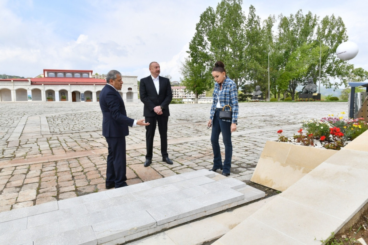 President and First Lady examined works to be carried out in front of administrative building of Special Representative Office in Shusha-UPDATED 