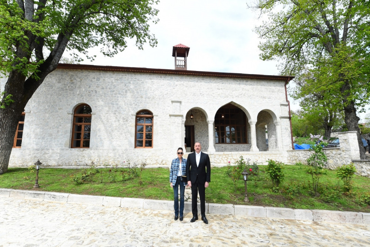 Президент и первая леди приняли участие в открытии усадебного комплекса Мехмандаровых в Шуше-ОБНОВЛЕНО 