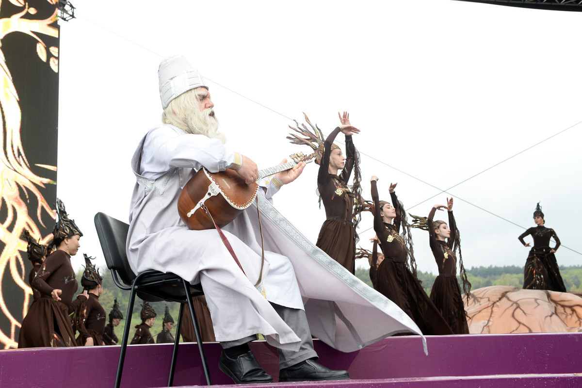 Cıdır düzündə “Xarıbülbül” festivalının açılış konserti olub - FOTO 
