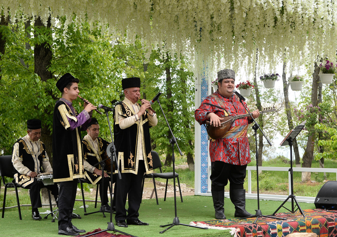 “Xarıbülbül” Beynəlxalq Musiqi Festivalı başlayıb - FOTOLENT 
