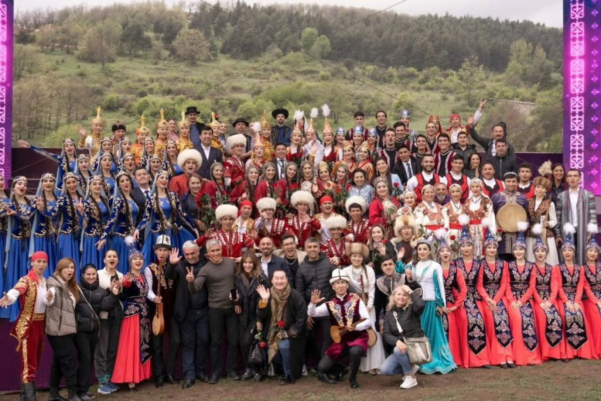 Leyla Əliyeva "Xarıbülbül" Beynəlxalq Musiqi Festivalı ilə bağlı paylaşım edib