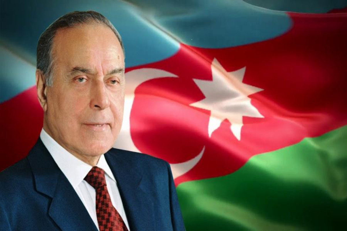 Naxçıvanbank Heydər Əliyevin 100 illiyi ilə əlaqədar videoçarx yayımlayıb - VİDEO 