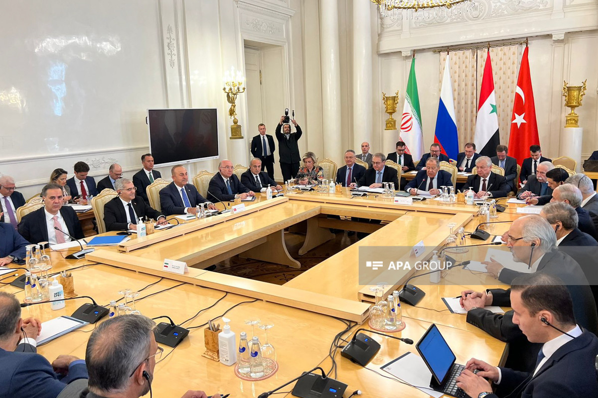 Lavrov Dəməşq və Ankara normallaşması üçün yol xəritəsinin yaradılmasını təklif edib