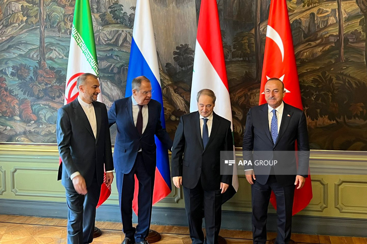 Meeting of Russian, Turkish, Syrian and Iranian FMs kicks off in Moscow