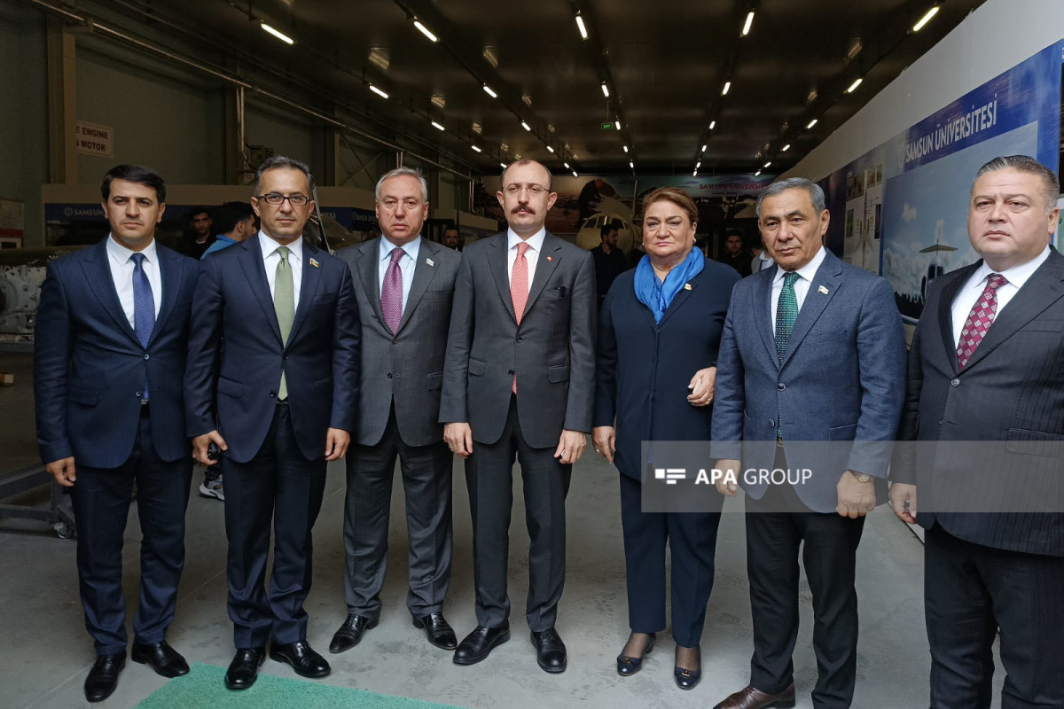 Представители ПЕА встретились с турецким министром в Самсуне