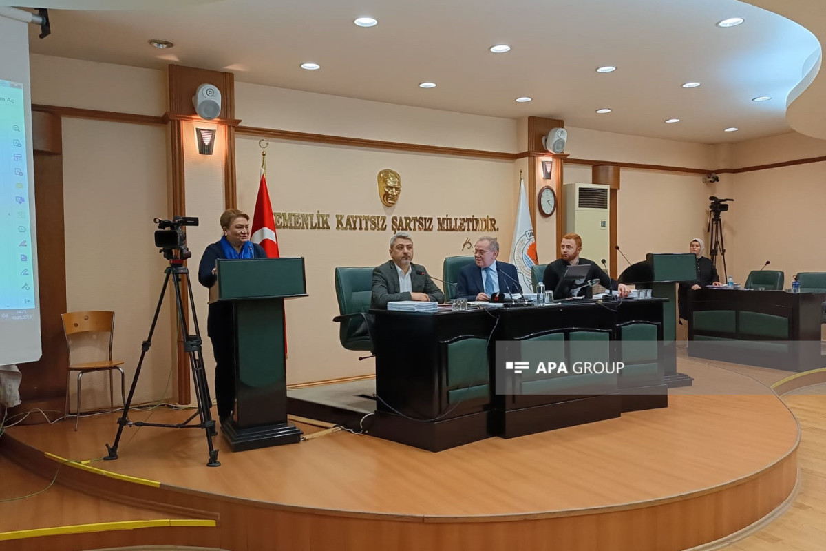Hicran Hüseynova Samsun şəhər Bələdiyyə Məclisində çıxış edib - FOTO 