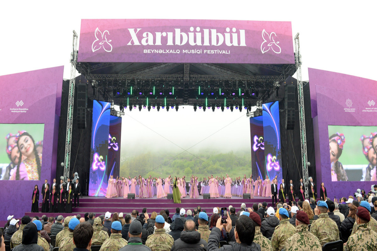 Şuşada “Xarıbülbül” Beynəlxalq Musiqi Festivalının qala-konserti olub