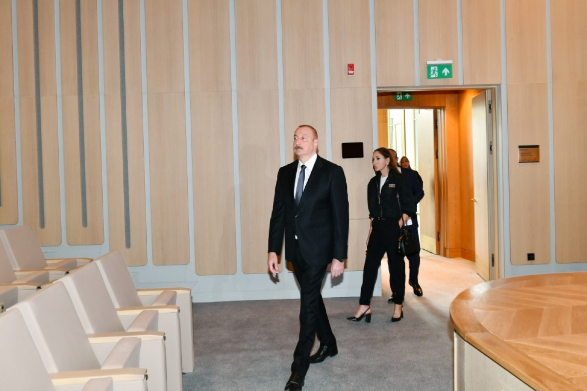 Президент и первая леди приняли участие в открытии Шушинского комплекса отеля-конгресс-центра-ОБНОВЛЕНО 