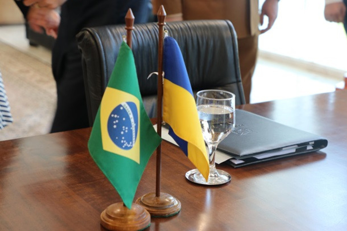 Braziliya prezidentinin köməkçisi Zelenski ilə görüş keçirib