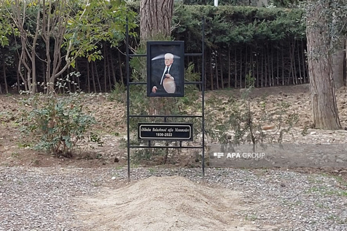 Əlibaba Məmmədovun qəbirüstü abidəsinin eskizi geri qaytarılıb, yenisi hazırlanır