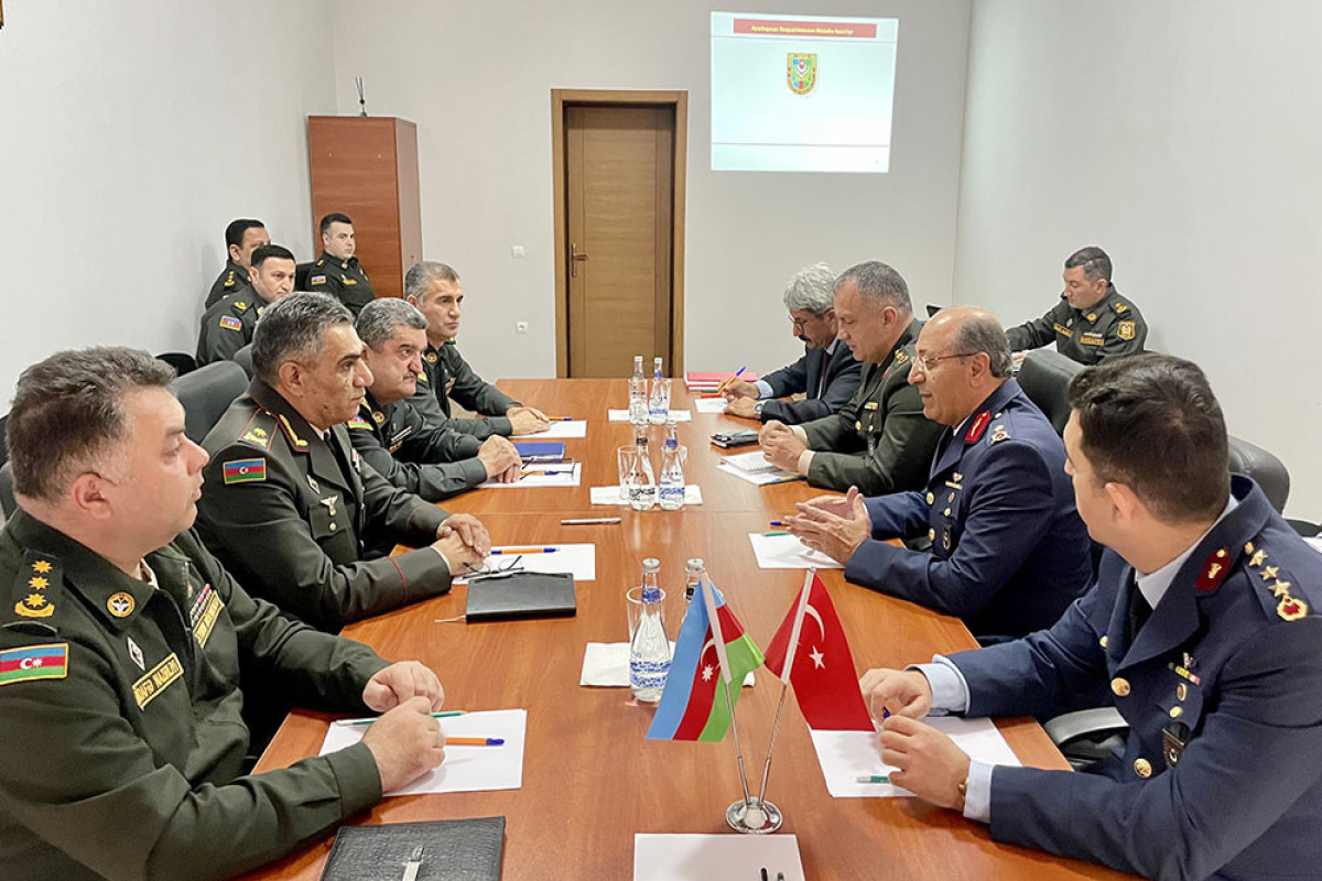 Hərbi tibb xidmətinin Türkiyə modelinə uyğunlaşdırılması müzakirə olunub - FOTO 