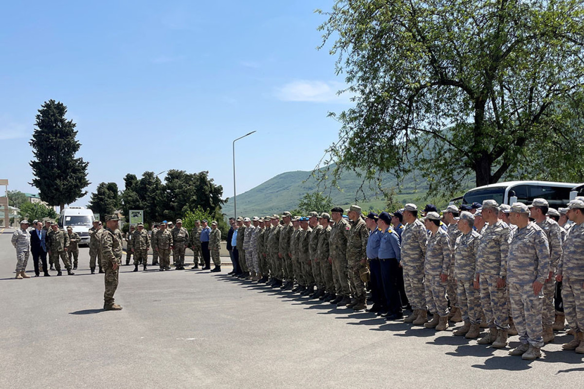 Турецкая делегация посетила части коммандос и другие воинские части на освобожденных от оккупации территориях-ФОТО 