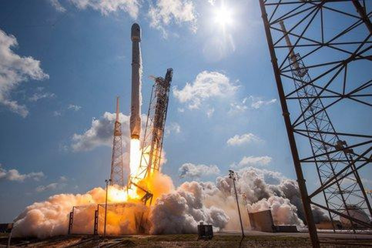 SpaceX to launch new batch of Starlink internet satellites into orbit