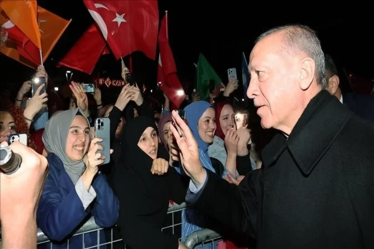 Президент Эрдоган прибыл в Анкару-ФОТО -ОБНОВЛЕНО 
