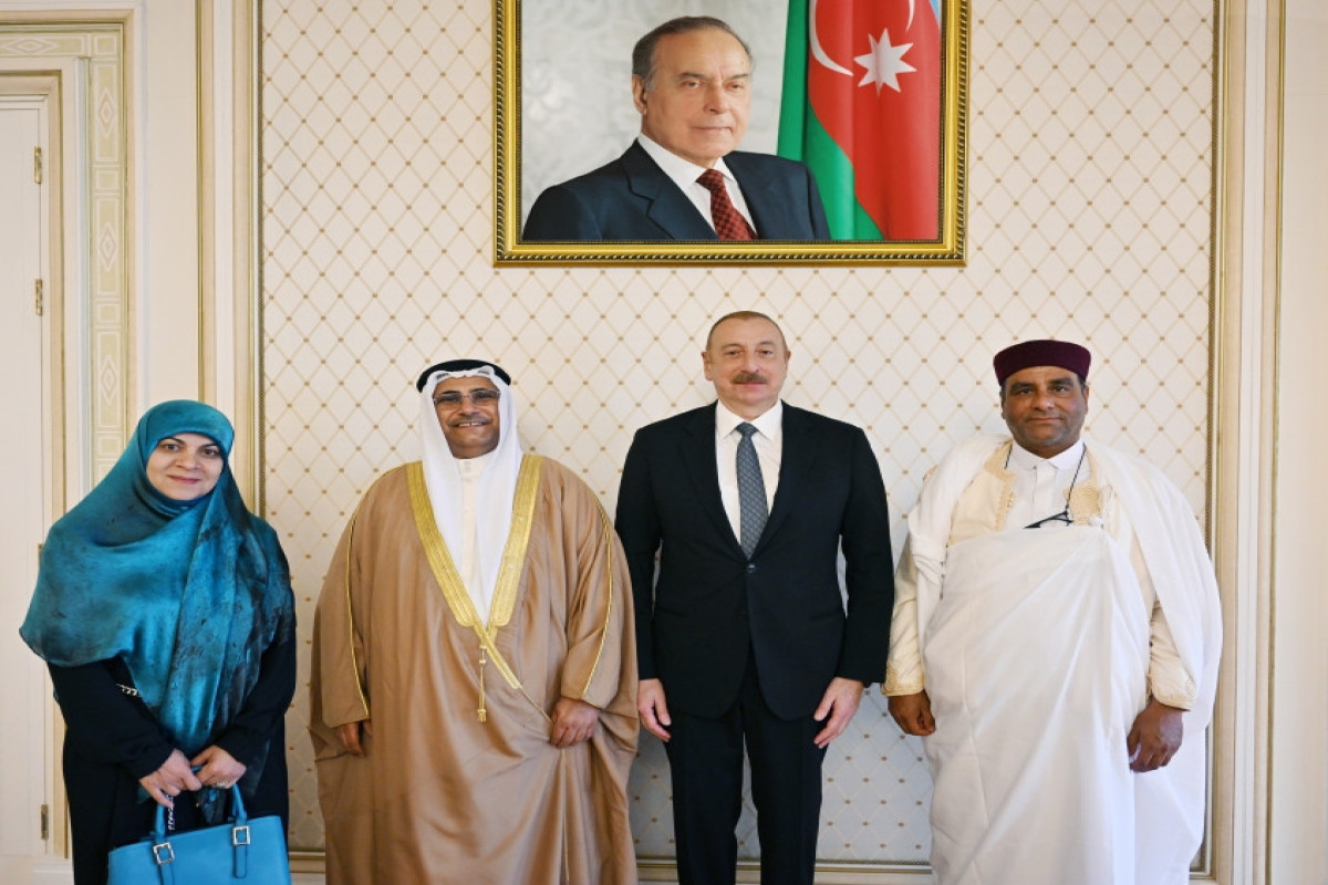 President of Azerbaijan Ilham Aliyev received President of Arab Parliament-UPDATED 