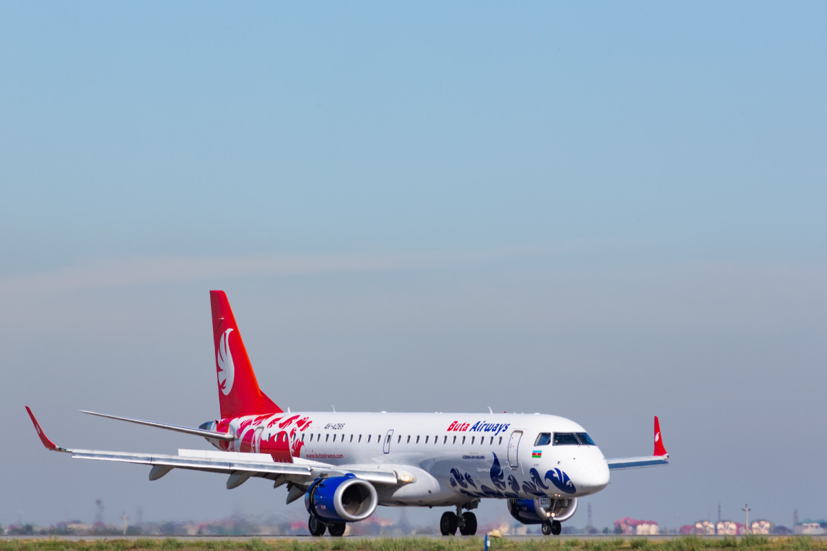 Самолет Buta Airways совершил вынужденную посадку в Тбилиси