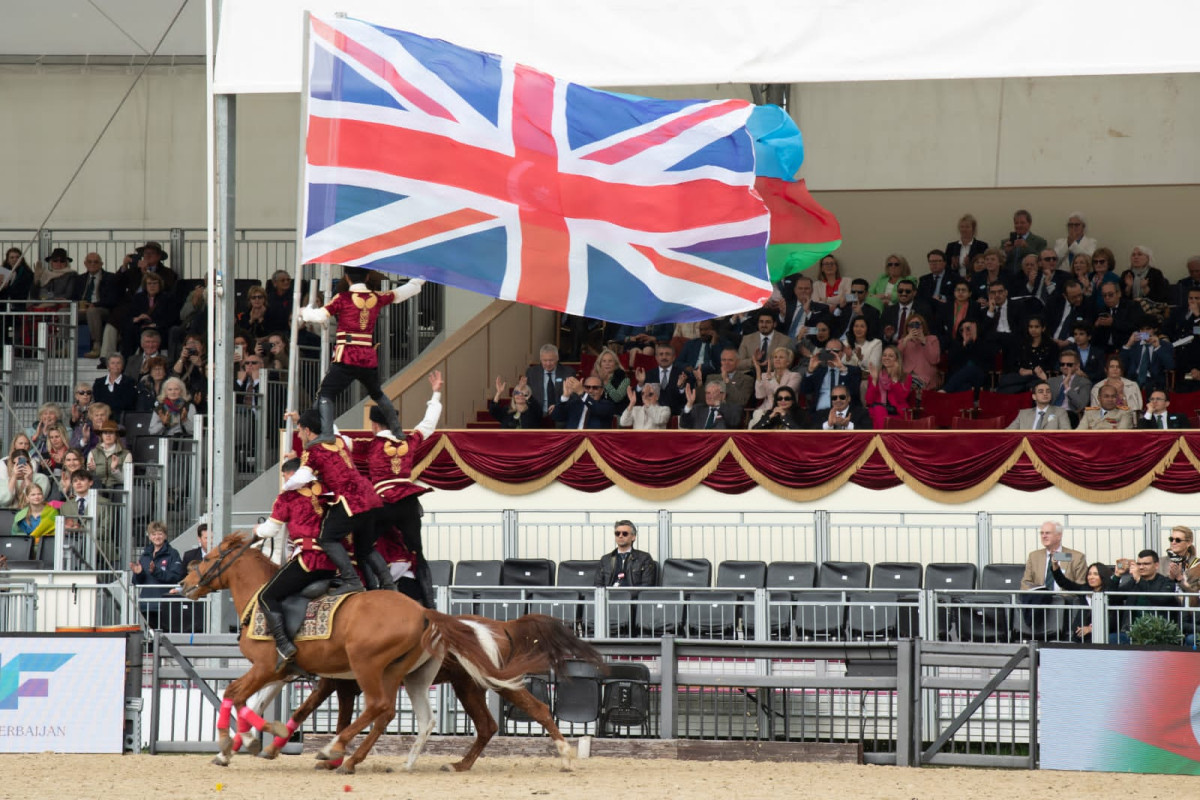 Britaniyada Qarabağ atlarının qatıldığı Vindzor Kral Atçılıq Şousu başa çatıb - FOTO 