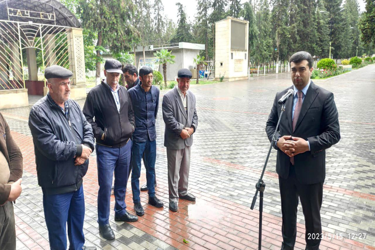 “Azəriqaz”ın rəhbərliyi Göyçay rayonunda vətəndaşları dinlədi